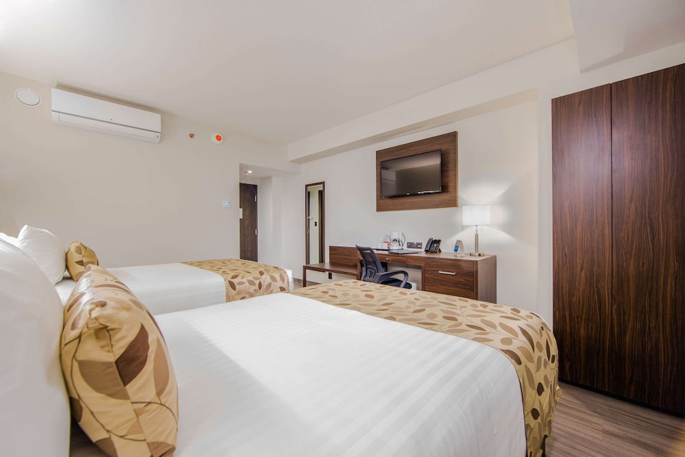 sleep inn guadalajara galerias