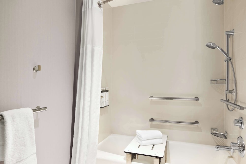 hyatt place columbus polaris