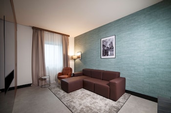 radisson hotel naples nola