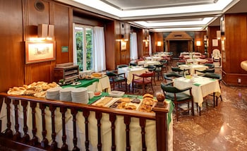 Hernan Cortes,Gijon>>Asturias,4 star