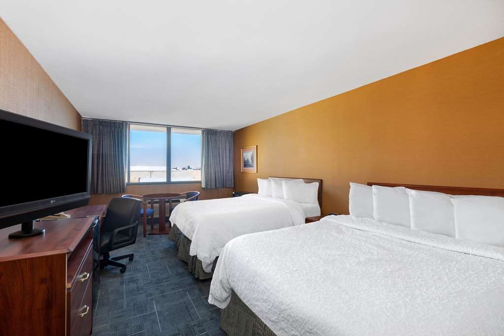 howard johnson by wyndham gillette