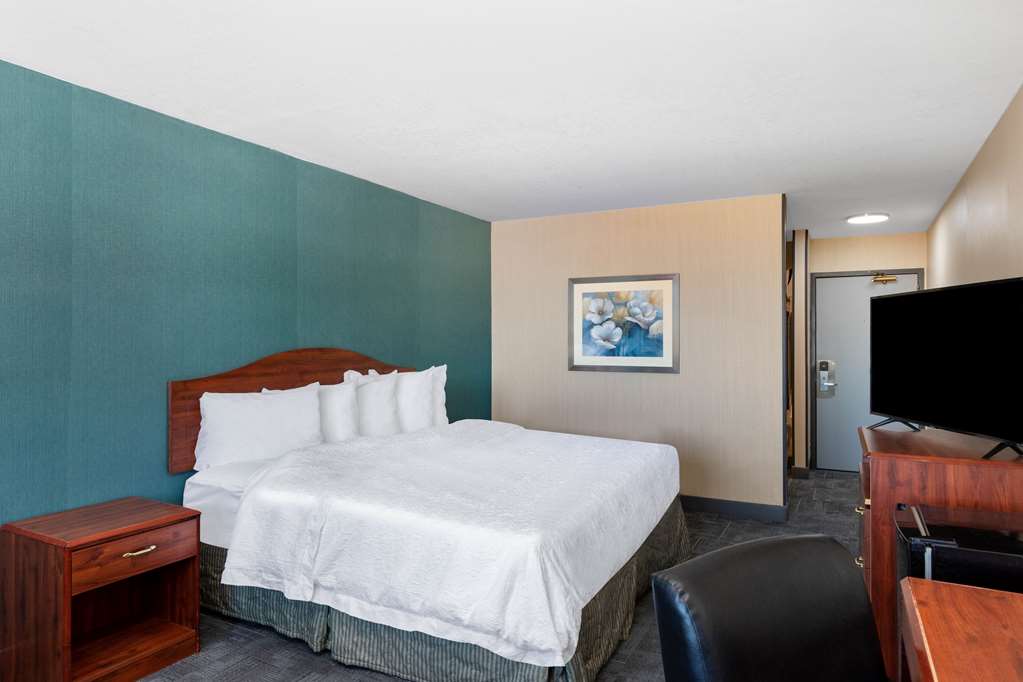 howard johnson by wyndham gillette