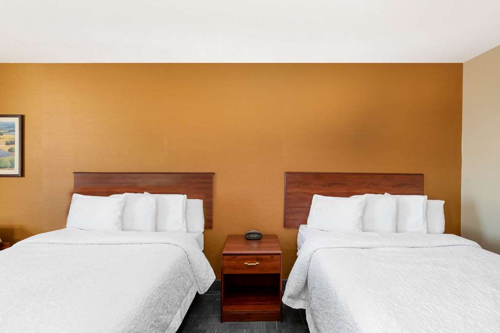 howard johnson by wyndham gillette