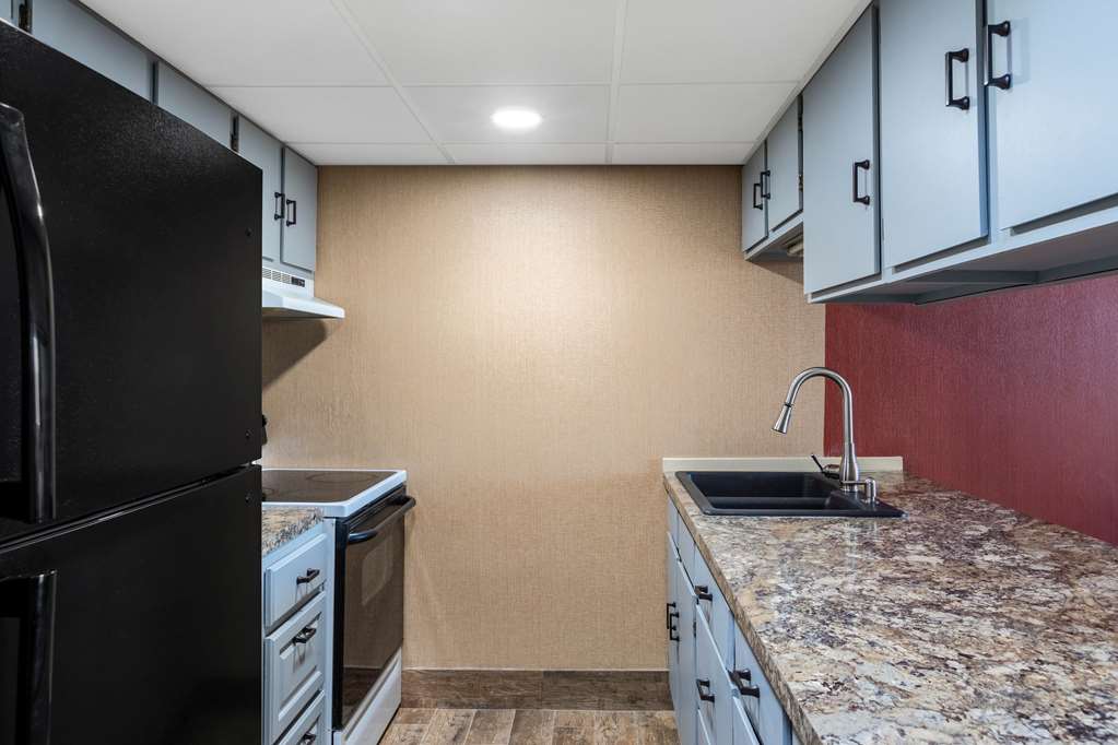 howard johnson by wyndham gillette