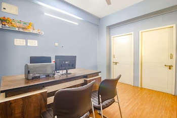 collection o 77188 corner courtyard