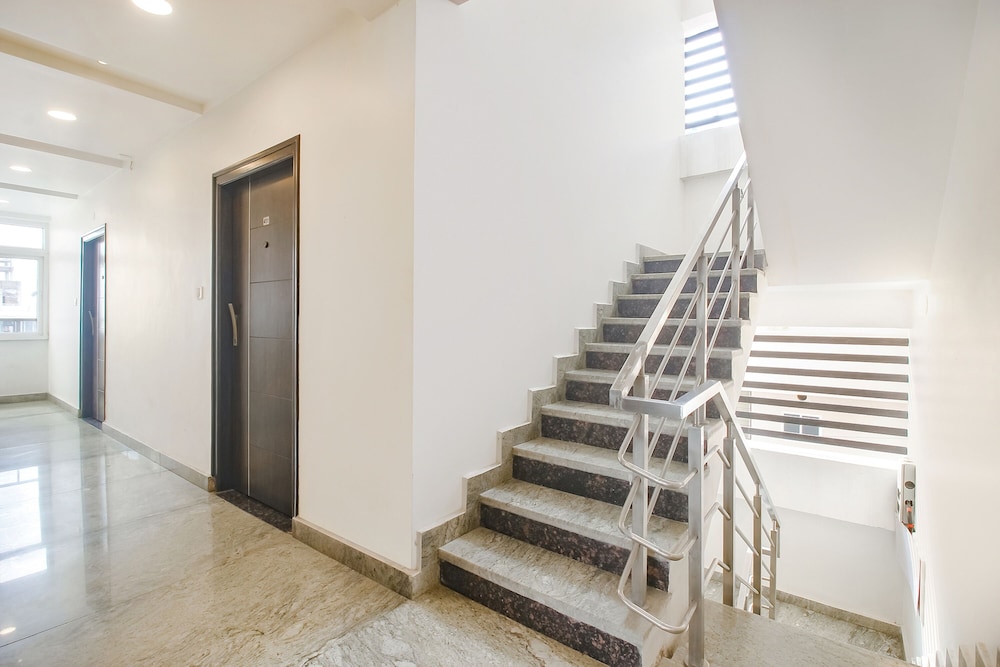 collection o 77188 corner courtyard