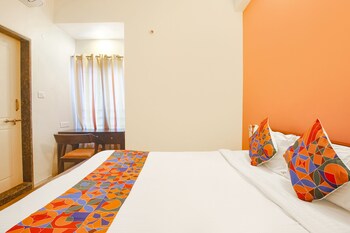 collection o 77188 corner courtyard