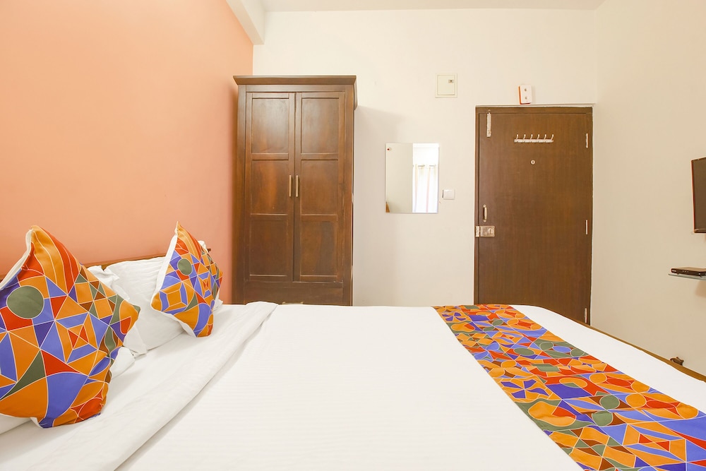 collection o 77188 corner courtyard