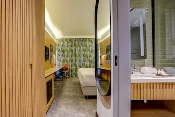 hilton garden inn reboucas