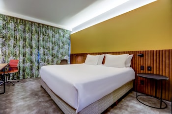 hilton garden inn reboucas