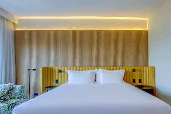 hilton garden inn reboucas