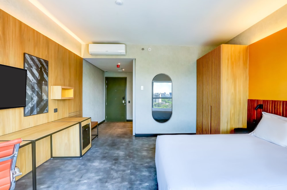 hilton garden inn reboucas