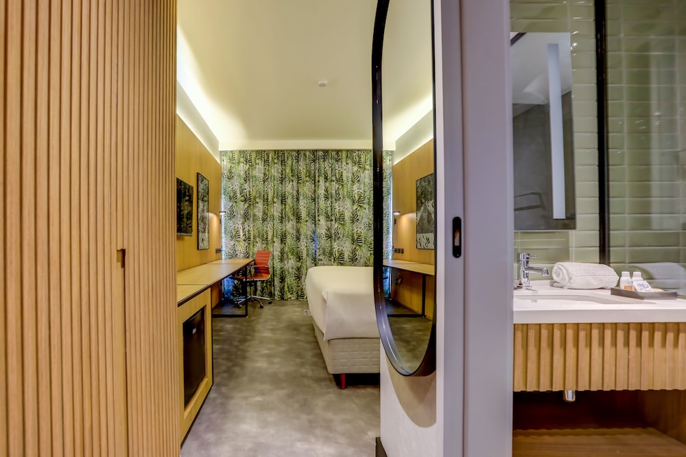 hilton garden inn reboucas