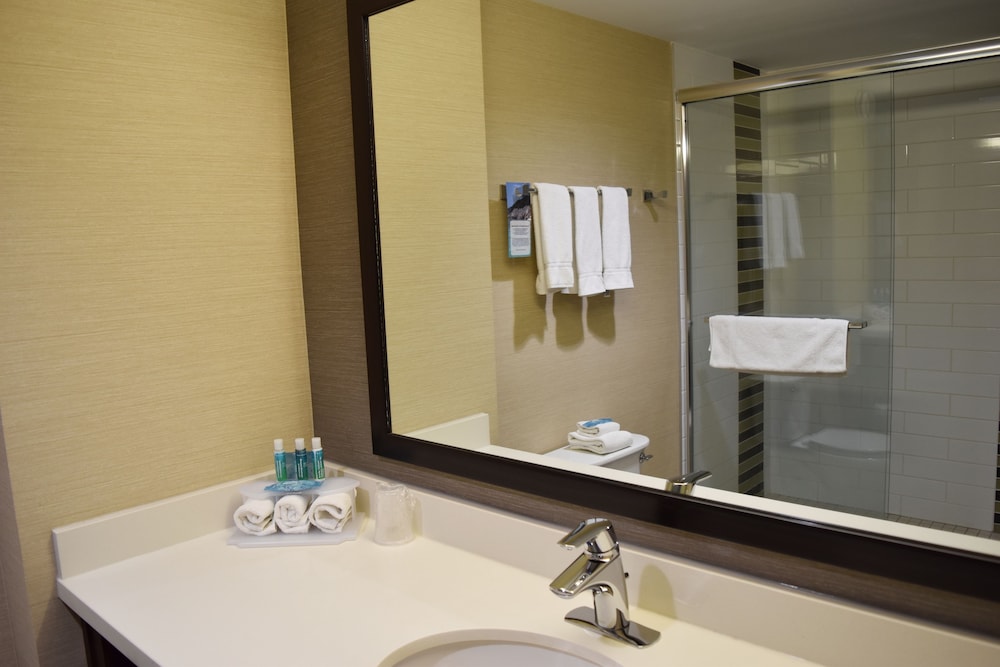 holiday inn express golden kicking horse by ihg