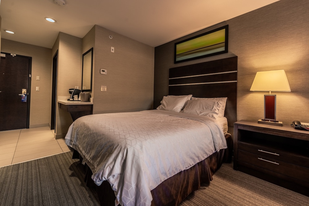 holiday inn express golden kicking horse by ihg