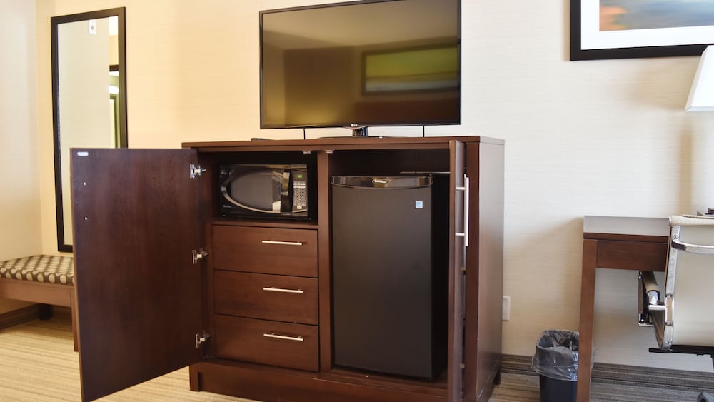 holiday inn express golden kicking horse by ihg