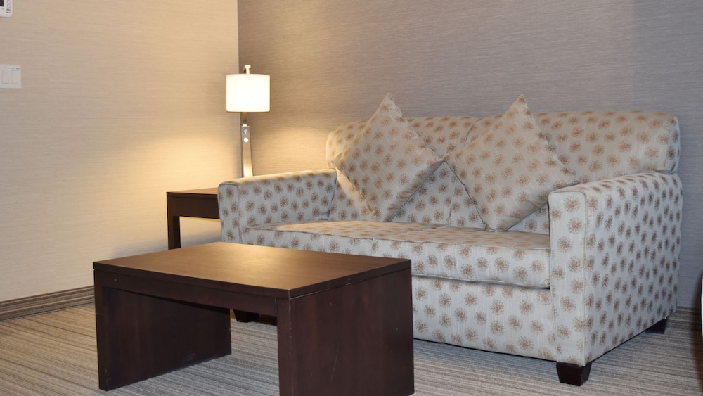 holiday inn express golden kicking horse by ihg