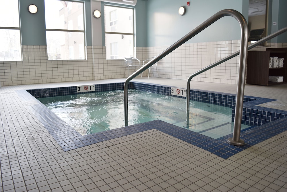 holiday inn express golden kicking horse by ihg