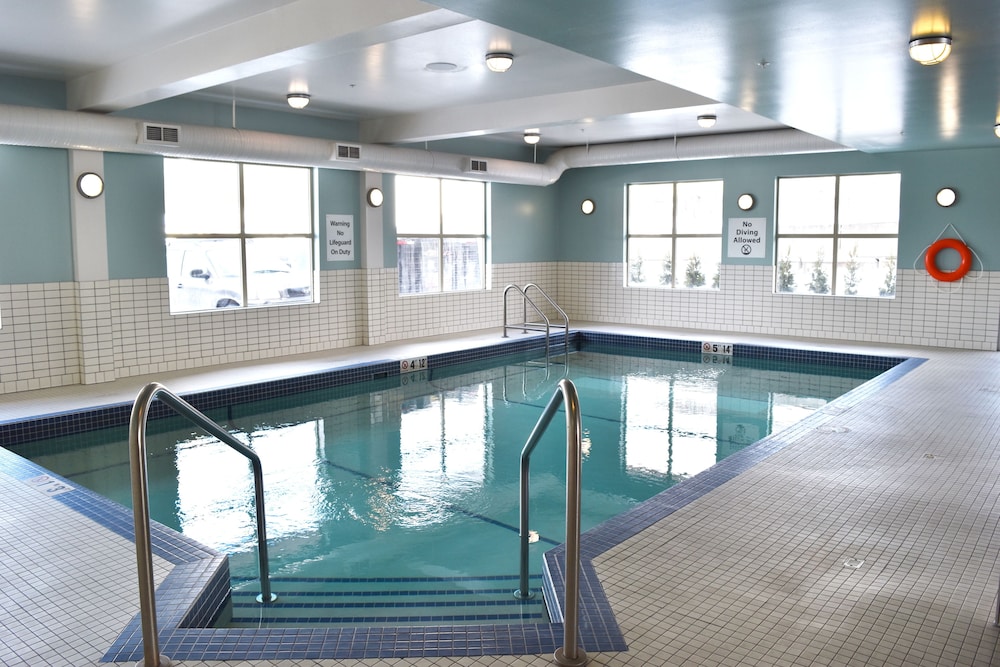 holiday inn express golden kicking horse by ihg