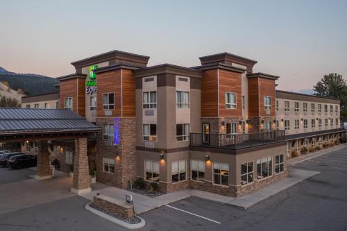 holiday inn express golden kicking horse by ihg