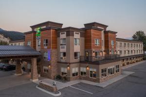 holiday inn express golden kicking horse by ihg