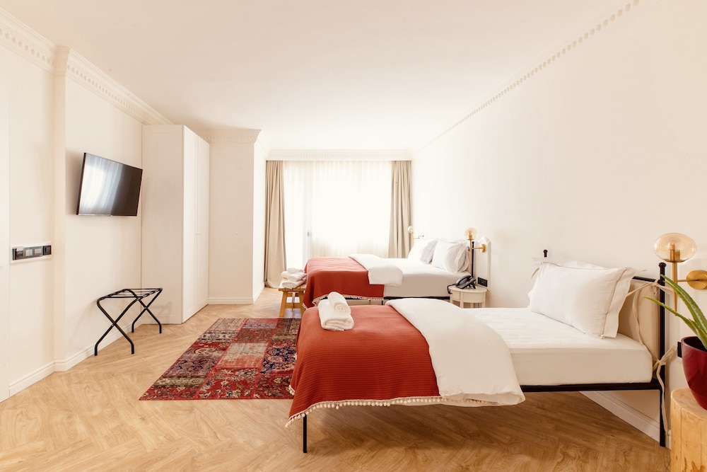 garden downtown prishtina