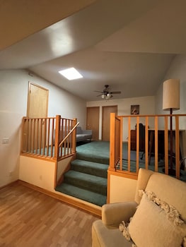 lone eagle lodge