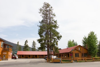 lone eagle lodge