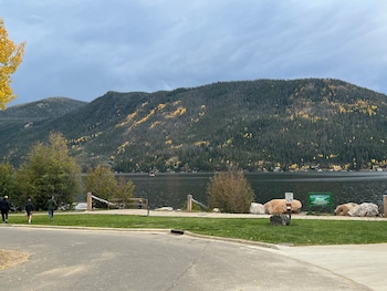 grand lake