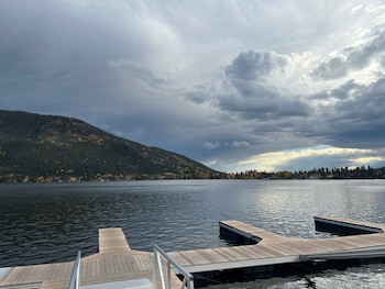 grand lake