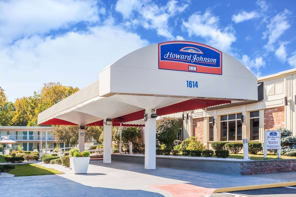 Howard Johnson By Wyndham Albany,Colonie>>Albany,2 star