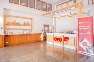 golden land hotel