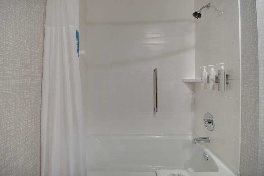 hampton inn and suites rancho cucamonga