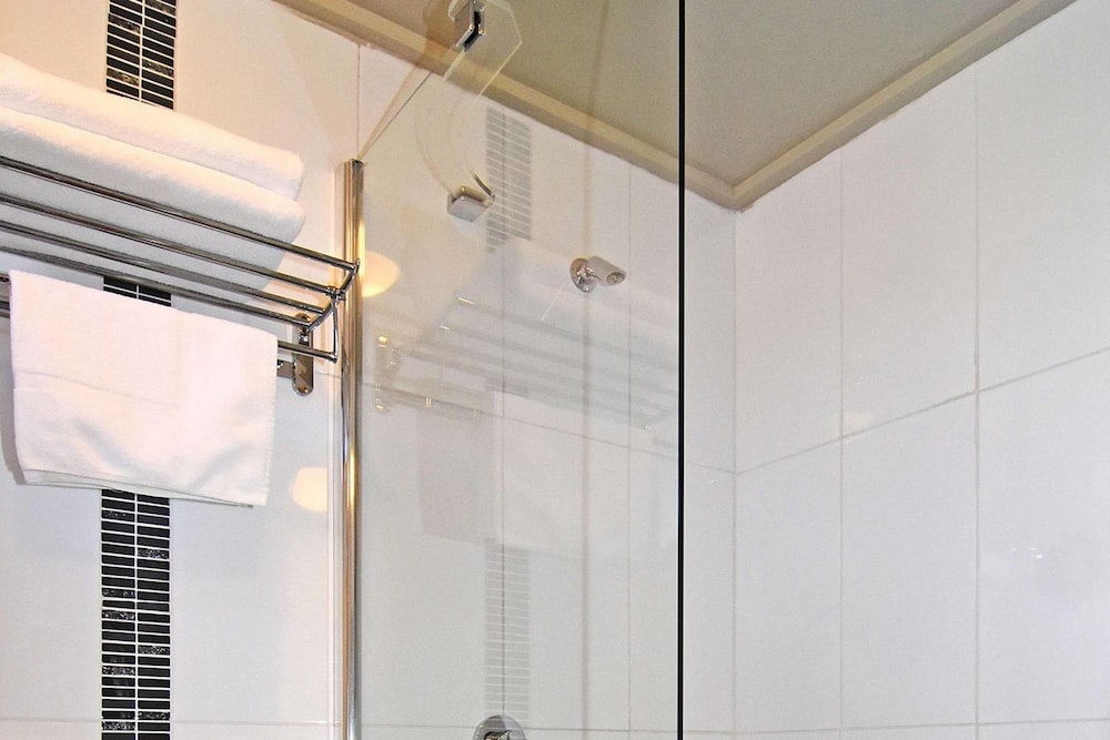 main lead ballarat motel