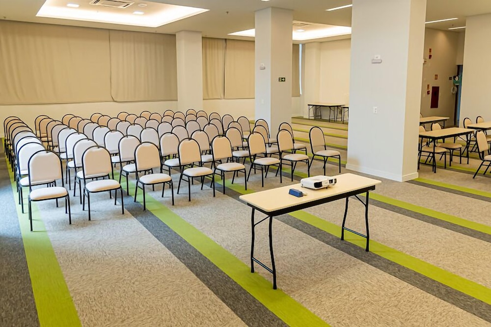 rio hotel by bourbon maringa