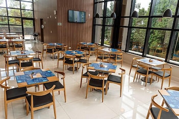 rio hotel by bourbon maringa