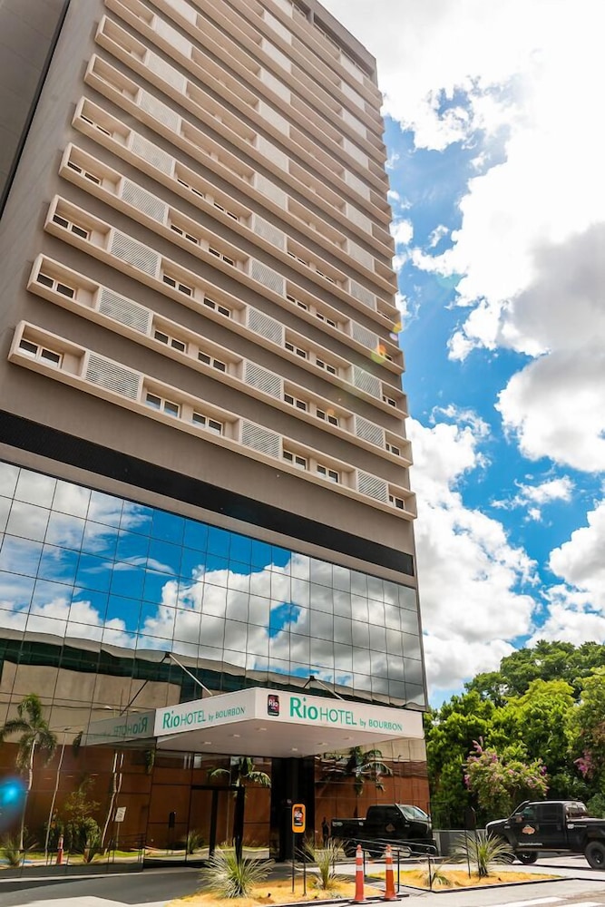 rio hotel by bourbon maringa