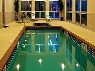 holiday inn express hotel and suites shamrock north by ihg