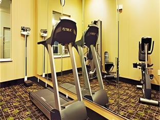 holiday inn express hotel and suites shamrock north by ihg