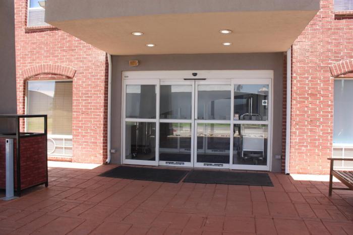 holiday inn express hotel and suites shamrock north by ihg
