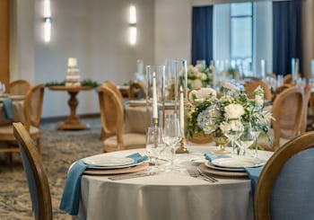 hyatt place kent narrows and marina