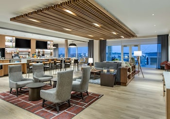 hyatt place kent narrows and marina