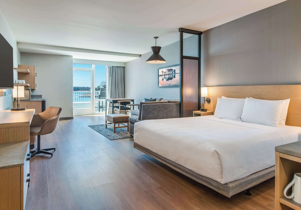 hyatt place kent narrows and marina