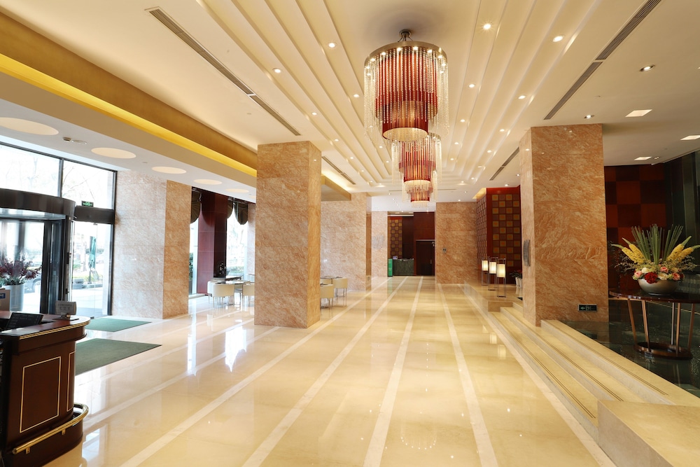 holiday inn shanghai pudong nanpu by ihg