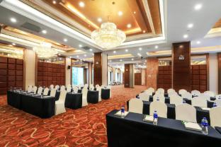 holiday inn shanghai pudong nanpu by ihg