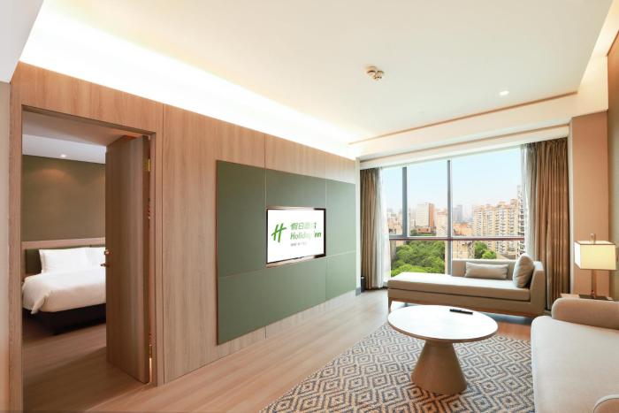 holiday inn shanghai pudong nanpu by ihg