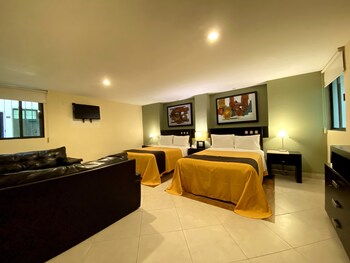 hotel escala puebla centro