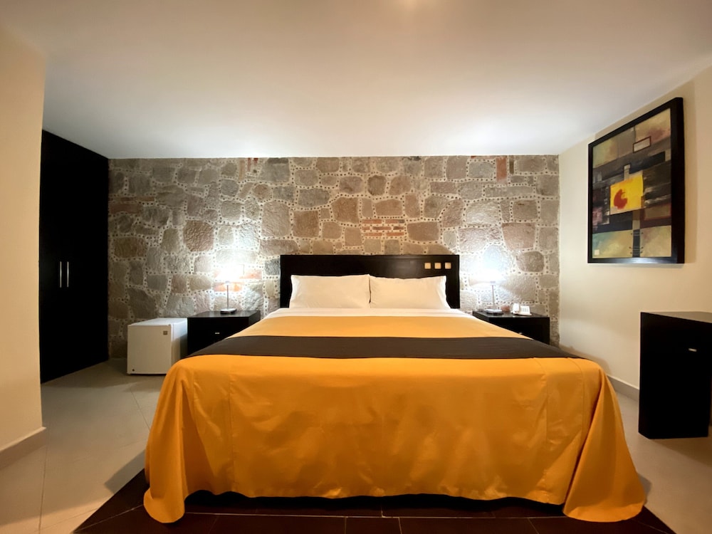 hotel escala puebla centro