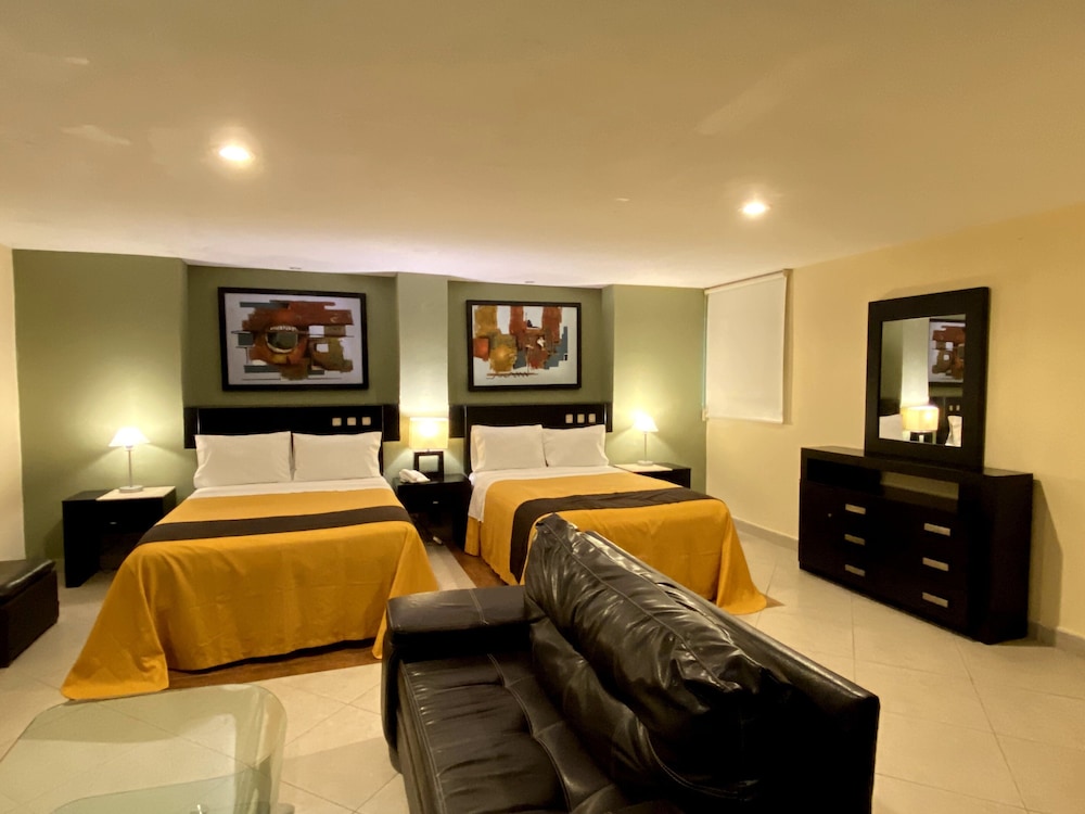 hotel escala puebla centro