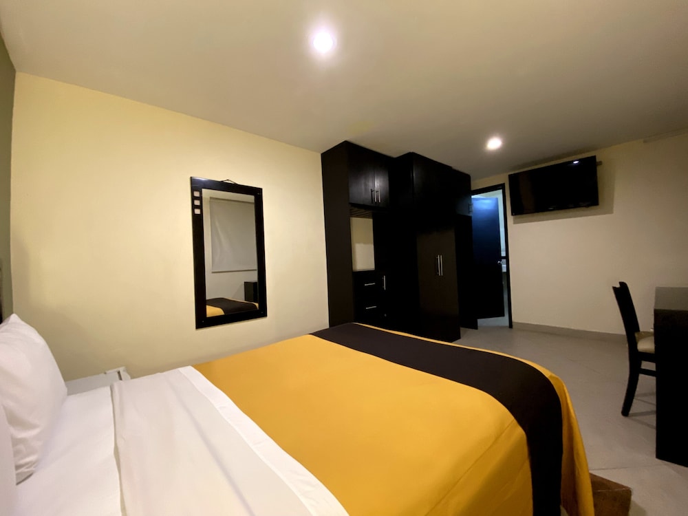 hotel escala puebla centro